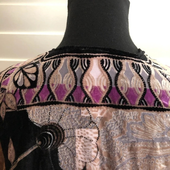 NWT Chicos Velvet Ruana Floral Butterfly Wrap New - Picture 11 of 14